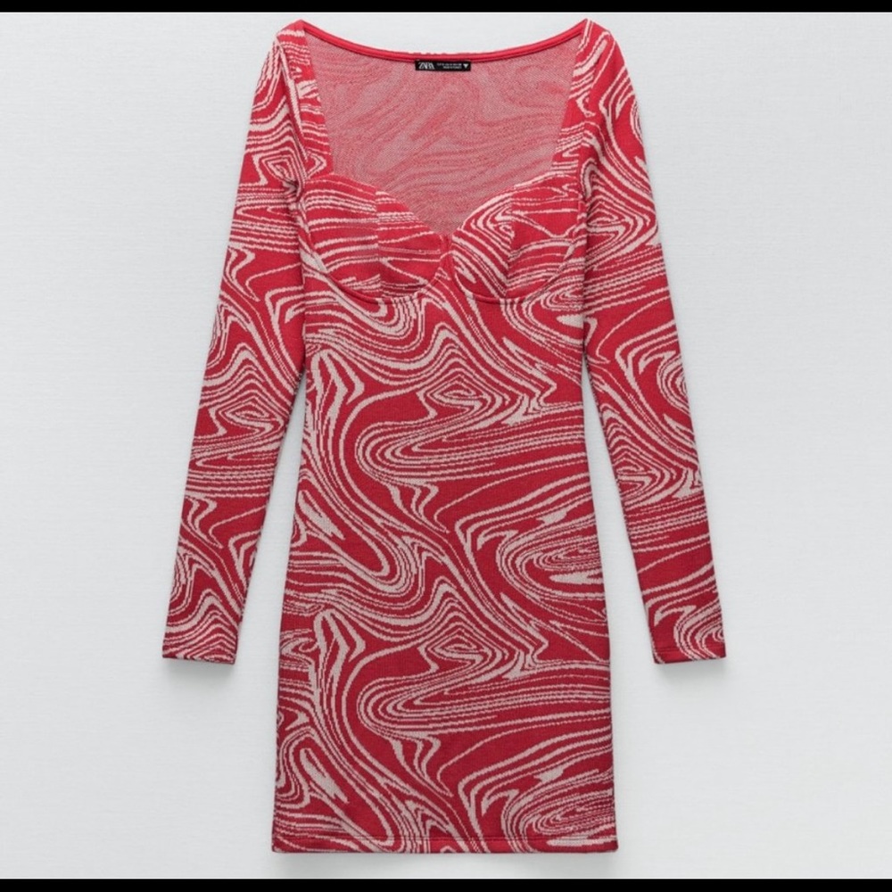 Red Knit Bodycon Dress (ZARA) ❣️